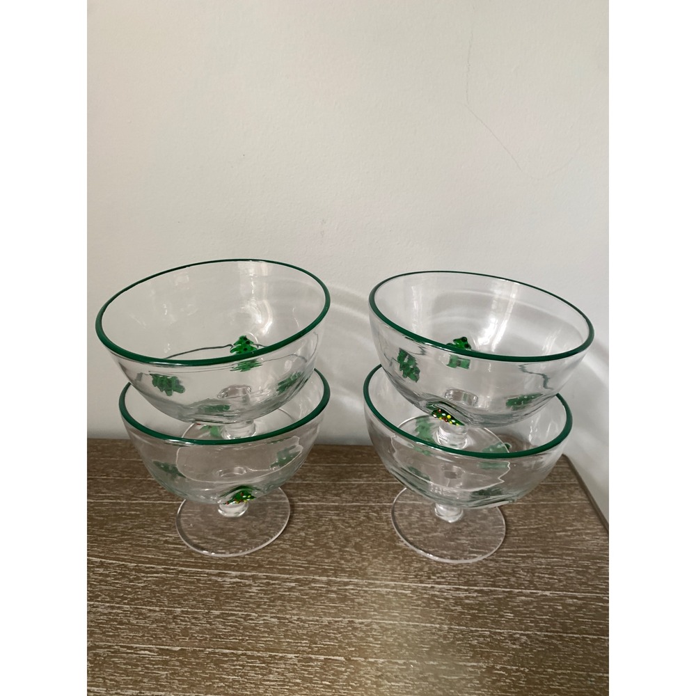 Set of 4 Christmas Tree Hand Blown Glass‎ Dessert Bowls Green Rim Stemmed Coupes